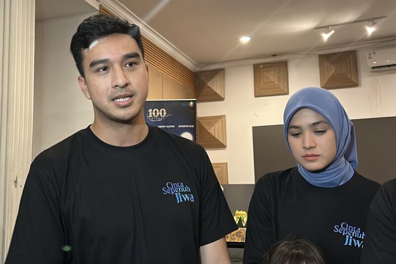 Ibrahim Risyad Buka Suara Usai Dibanjiri Hujatan Gegara Pernyataan Soal Istri, “Hubungan Tetap Baik-Baik Saja”